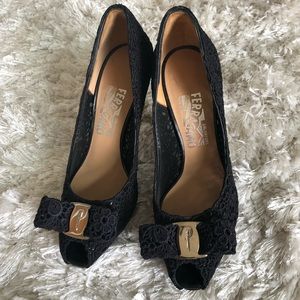 Salvatore Ferragamo Black lace platform heels 36